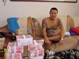 Pics From A Chinese Gangster's Cellphone (22 Pics)