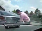 Motorists Fight After Car Accident