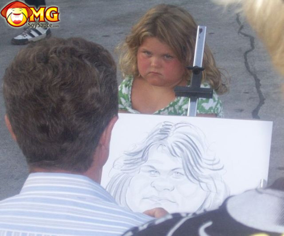 fat-little-girl-drawing